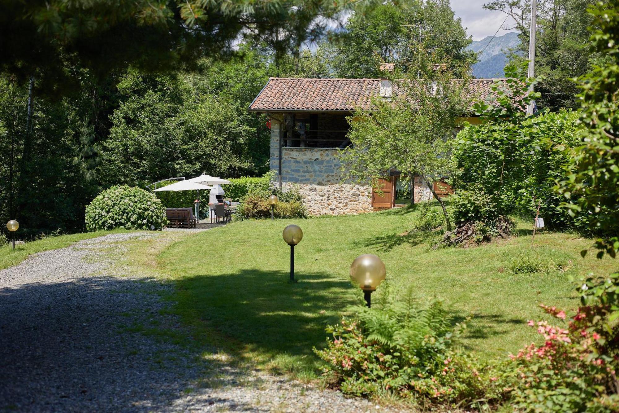 Villetta Con Giardino ⭑⭑⭑⭑⭑ - Wifi, Dogs Allowed ビエッラ エクステリア 写真